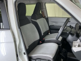 当車両は、次のお客様に気持ちよくお乗りいただくため、専門スタッフによる【徹底シートクリーニング】を施工済みです!