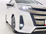 フォグランプ装着車です。暗い夜道の車両前方を明るく照らします