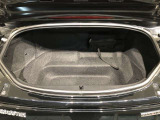 開口部の広いラゲージスペースは、ゴルフバックなどの荷物もラクラク積み込めます。