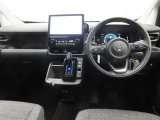 ぜひ展示車の運転席に座ってみてください。