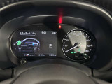 メーター内のディスプレイには運転をサポートするさまざまな情報を表示