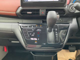 タッチパネル式オートエアコン ☆CVT無段変速機 変則ショックが少なく低燃費
