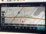 使いやすいナビゲーションシステムを搭載。スムーズな目的地設定で、快適なドライブをサポートします。情報表示も見やすく、運転に集中できます。