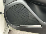 ボーズサラウンドシステム搭載車、迫力ある音響です。