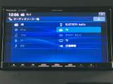 多彩な音源に対応し、お好みの音楽でドライブを盛り上げます。長距離移動も、お気に入りの音楽があればあっという間に目的地に到着です。