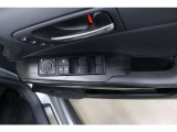 運転席ドアスイッチ回りの画像です