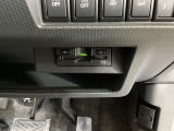 ETC付いてます。ETCが使用可能な道路通行料はキャッシュレスでスマートに走行できます。再セットアップして納車致します。