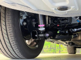 お車を安心してお乗りいただく為には、足回りの定期点検が欠かせません。サービスサポート(有償保証)では無料点検もご提供しており、安心のカーライフをお過ごしいただけるサポート体制が整っています。