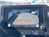 バックカメラです!ナビゲーションにこのように映ります。見えずらい真後ろもこれで安心ですよ!