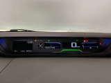 メータは先進的なデジタルメーターを採用!ゆっくりと数字が動くのでとても見やすく表示されます!続可能距離等の情報やHonda SENSINGの注意・警告も表示します!