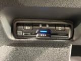 いまや快適なカーライフに欠かせないETCが付いています。