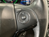【クルーズコントロール】アクセルペダルを踏まずに一定の車速で走行できますので、高速道路など加減速の少ない道で便利です♪長距離ドライブの疲れを軽減してくれる、嬉しい装備ですよね♪