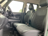 洗練された内装デザイン。上質な素材が、車内をより快適な空間に変えます。運転の楽しさをさらに高めてくれます。