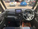運転席まわりです。細かいオプションなど、気になるところがあればお気軽にメールやお電話等でお問合せください。