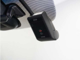 ◆ドライブレコーダー◆映像・音声などを記録する自動車用の装置です。 もしもの事故の際の記録はもちろん、旅行の際の思い出としてドライブの映像を楽しむことができます。