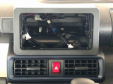 当車両はオーディオレスです。多彩なナビゲーション・オーディオをご用意しております。詳しくは当店スタッフにお問い合わせください。