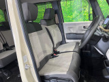 運転席シート廻りは使用感も少なく、良好な状態となっています。丁寧に使われていたことがよくわかりますね。
