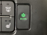 ★ECONスイッチ★ エコドライブを加速しよう!スイッチをONにすると、運転の仕方によるロスを抑え込み燃費をよくするようクルマが頑張ります(*^ー^*)燃費向上にチャレンジ♪
