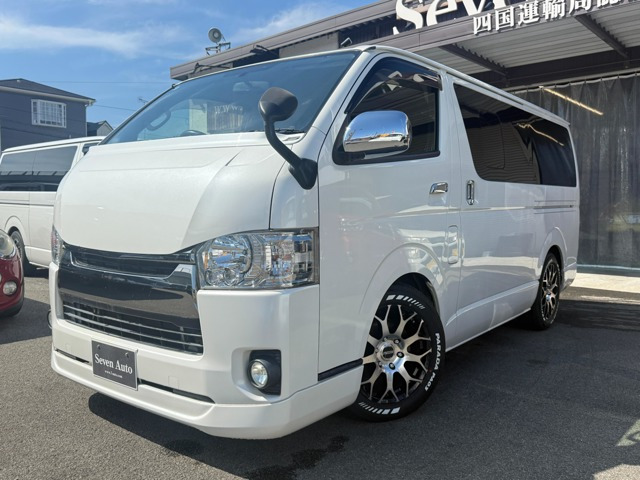 ハイエースバン  ダークプライム