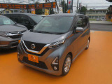 左前からの画像です!当店でしたら、車両販売、買取、車検、点検、一般整備、鈑金、任意保険、その他お車の事でしたらトータルサポート致します!