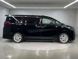 その他にも各種保険、お車の買取(T-UP)、JAF、TSカード、携帯電話などの取扱いをしております。詳しくはスタッフにお尋ねください。