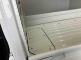 後部座席です。座り心地も足元もゆったり♪♪
