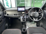 【インパネ全体】全方位で視界が広く、高い目線で運転もしやすいです!