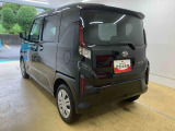 当店ではダイハツ認定U-CARをはじめ、お手頃価格のお車や、オトクなナビ付き車、オプション充実の高年式車をはじめ、ダイハツ車以外も豊富にラインナップしております。