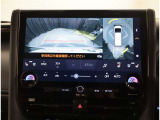 バックモニターで狭い場所や車庫入れもスイスイ、ラクラク! ですが、目視は忘れずにお願いします!