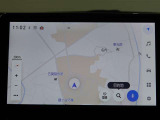 ディスプレイオーディオを装備。スマホとクルマをつなぐことで、これまでのナビに加えて、いろんなサービスが楽しめます