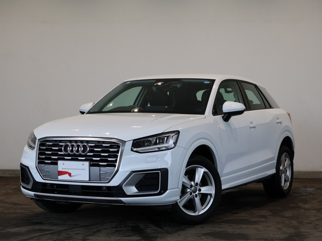 Q2 1.0 TFSI スポーツ