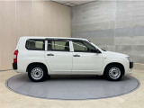 全車1年間の走行距離無制限のロングラン保証付きです。また、さらに安心をお求めの方には1年〜2年の保証延長ができる「ロングラン&alpha;保証」(有償)もお選びいただけます。