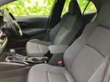 ドライバーの視界を確保した、機能的な空間。操作性にも優れ、快適な運転をサポートします。