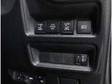 電動のスライドドアで楽々スムース!運転席からも開閉の操作もできます♪キーのスイッチひとつで自動開閉できる便利な機能もついてます♪