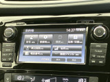 様々な情報を表示できるモニターで、ドライブがより楽しくなります。車両情報や設定変更も簡単に行えます。快適なカーライフを。