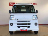 長野ダイハツ販売は車両に詳しくない方でも気軽に立ち寄れるお店作りを目指しています。高年式・低走行のお車がいっぱいです!是非一度遊びに来てください♪