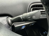 【オートライト】車外の明るさに応じて自動的にライトの点灯・消灯をしてくれます