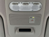 SOSコールスイッチです。NissanConnectにご加入していただくとご利用いただけます。
