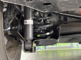 お車を安心してお乗りいただく為には、足回りの定期点検が欠かせません。サービスサポート(有償保証)では無料点検もご提供しており、安心のカーライフをお過ごしいただけるサポート体制が整っています。