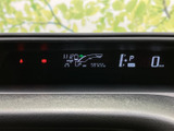 視認性の高いメーター類で、運転に必要な情報を的確に把握できます。シンプルなデザインで、運転に集中できる環境を提供します。情報は一目で確認できます。