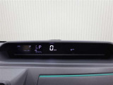 とっても見やすいメーターです。夜間時はラグジュアリーな気分にさせてくれる照明が魅力ですので、夜のドライブも楽しみになりますよ♪