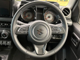 【ステアリングスイッチ】運転中、前方から目線をそらすことなく、オーディオ等の操作が可能な便利機能!安心&快適なドライブを演出してくれます♪