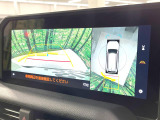 【パノラミックビューモニター】専用のカメラにより、上から見下ろしたような視点で360度クルマの周囲を確認することができます☆死角部分も確認しやすく、狭い場所での切り返しや駐車もスムーズに行えます。