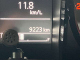 走行9千キロ台のお車になります!!