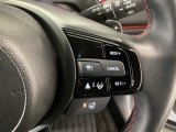 【アダプティブ・クルーズ・コントロール】予め設定した車速内でクルマが自動的に加減速。 前走車との適切な車間距離を維持しながら追従走行し、高速道路でのドライバーの疲労を軽減してくれる嬉しい機能付♪