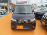 前からの外装の画像です!下取り車だから出来る低価格!3ヶ月、1年、2年の選べる保証をご用意してあります。