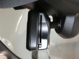 ETC2.0一体型の自動防眩機能付きバックミラー!後続車のヘッドライトの眩しさを自動で軽減してくれます!