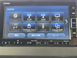 CD・DVD・フルセグTV・ミュージックサーバーが楽しめ、USB・Bluetoothにも対応しています。