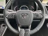 操作しやすいステアリング形状で、快適なドライビングを実現。スムーズなハンドリングで、運転の楽しさを感じられます。