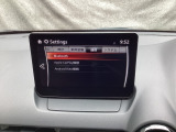 Apple Carplay・Android Auto対応!マツダ コネクト(コマンダーコントロール)でスマートフォンを操作して、通話、音楽を聴いたり、マップで目的地を調べることができます。
